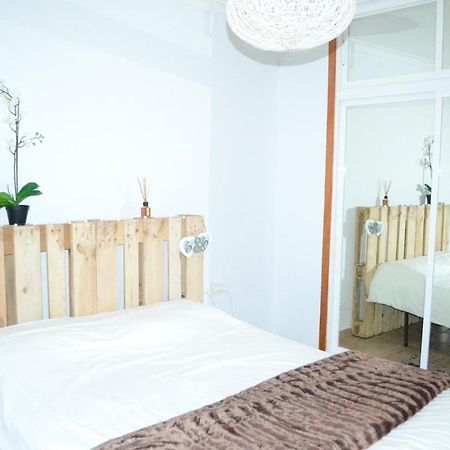 Njoylife Apartment Адехе Екстериор снимка