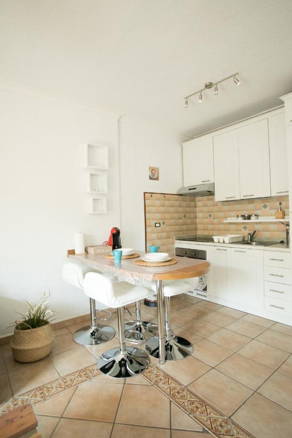 Njoylife Apartment Адехе Екстериор снимка
